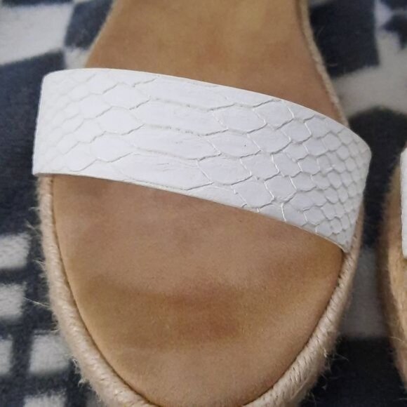 INC International Concepts White Valettap Ankle Strap Espadrille Sandals Size 9 - Picture 3 of 14